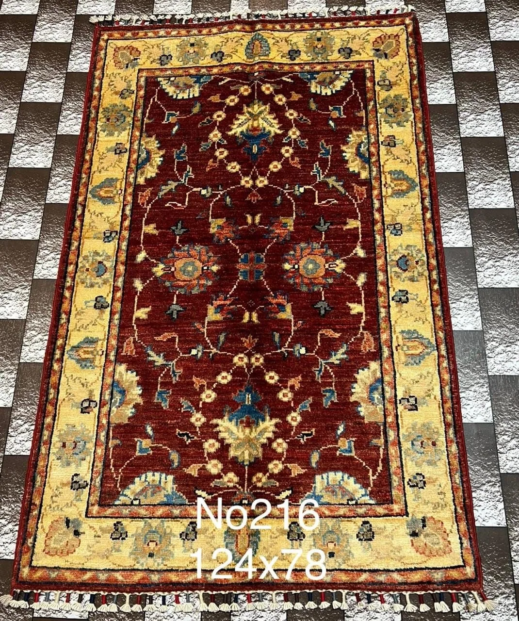 گلیم چهل‌تکه مهر