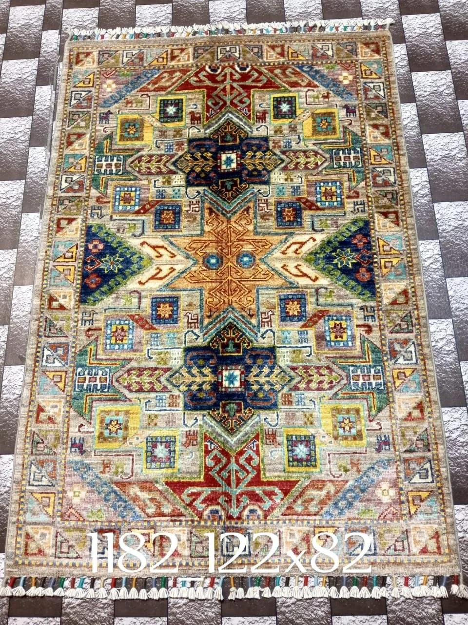 قالیچه سرو سپیده